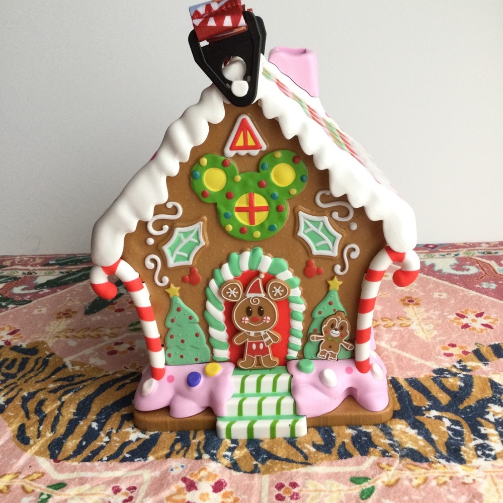 Disney Gingerbread House Popcorn Bucket Very Merry Mickey and Minnie NEW